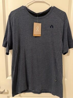 On Running Men's Short Sleeve Crew Tee in Navy Heather